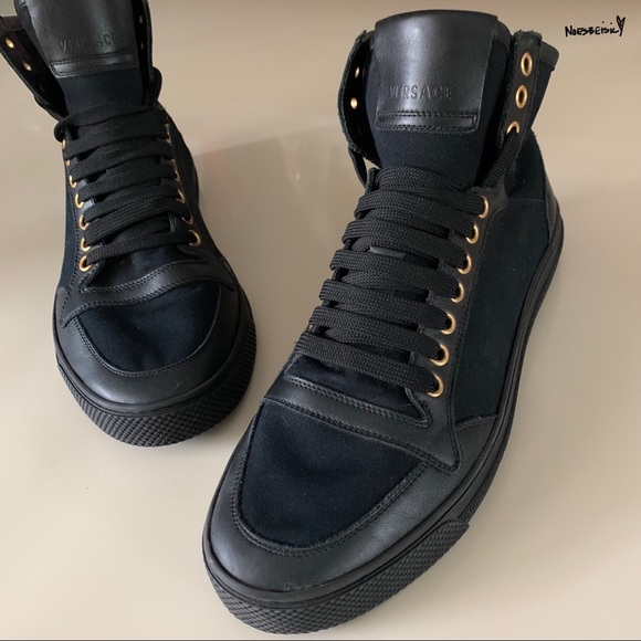 🚫SOLD•G®️🅰️ℹ️LED🚫 Versace High-Top Sneakers - Picture 2 of 11